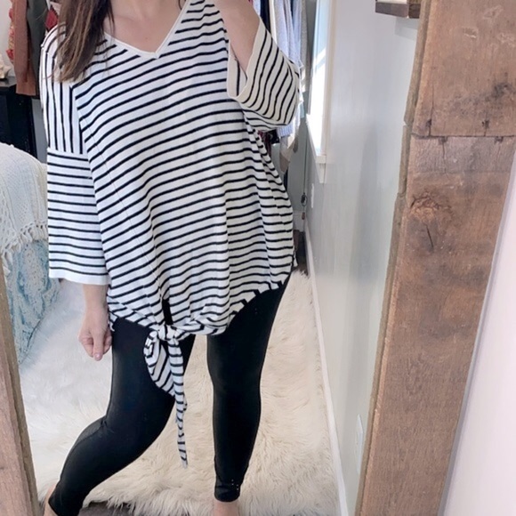 Time and Tru white and maxi striped tie front top size XXlarge - Picture 1 of 4
